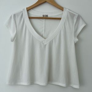 Free people | white v-neck tee | size s